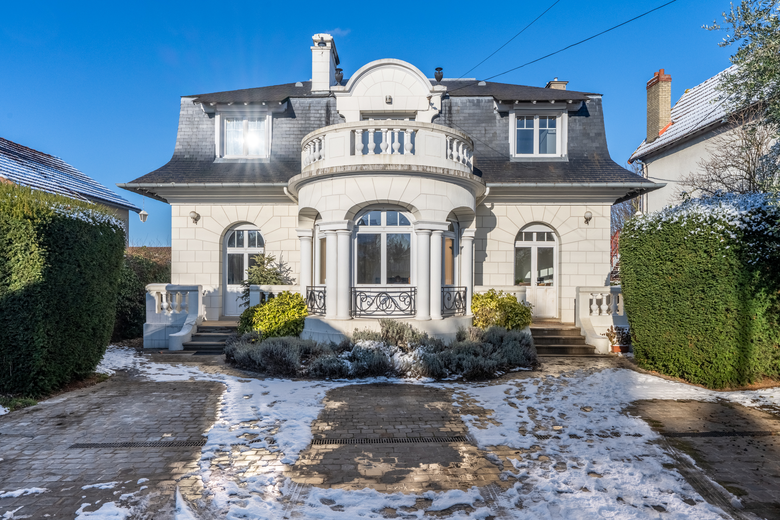 6 Av. de la Maladerie 78300 Poissy-25