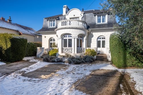 Maison à vendre à POISSY de 130m²