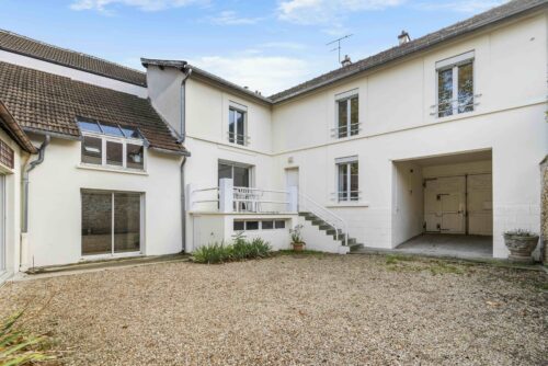 Maison à vendre à Chambourcy de 237m²